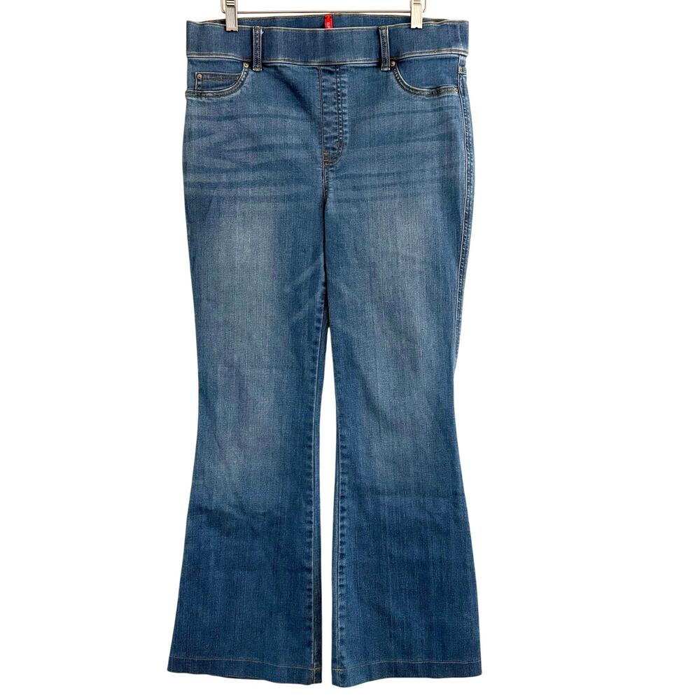 Spanx Pull On Flare Leg Jeans Women’s Size XL Medium Wash 70’s Retro Shaping